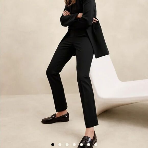 Banana Republic Black Skinny Ponte Pants size Medium NWOT style 605884 - Picture 1 of 6